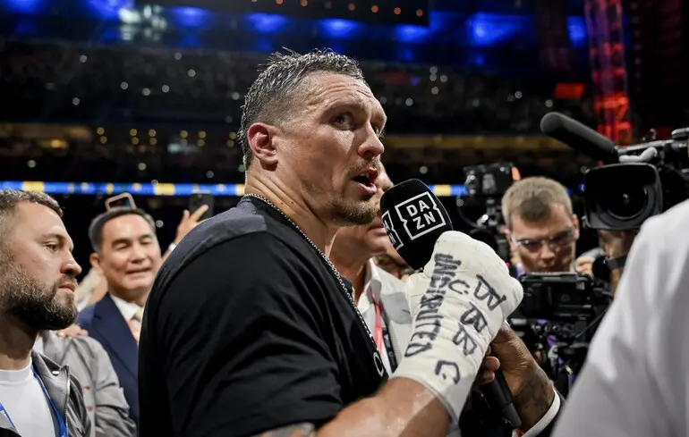 Александр Усик