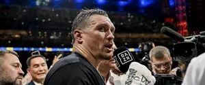 WBO запросила в Усика новий медичний висновок про травму після роликів із танцями та грою у футбол
