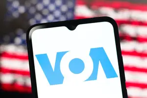 Адміністрація Трампа скорочує понад пів тисячі робочих місць у «Голосі Америки» 