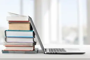 Бабак розповів, скільки українських школярів навчатимуться дистанційно з-за кордону та з окупації