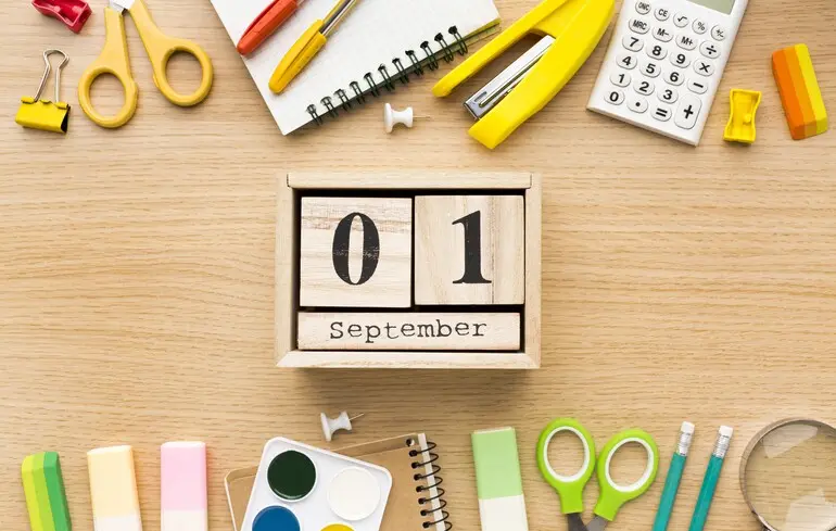 Свято Першого дзвоника: привітання та листівки до 1 вересня