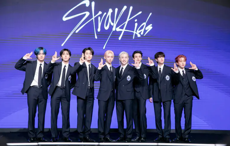 Stray Kids посіли перше місце в рейтингу Billboard 200 та встановили новий рекорд