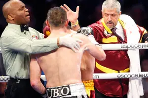 Бывший тренер Ломаченко назвал боксера патриотом Украины