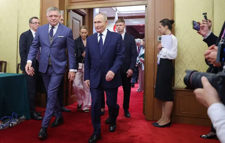 Фіцо порівняв ЄС з жабою на дні криниці: основні заяви прем'єра на зустрічі з Путіним