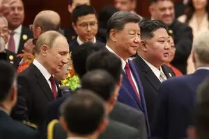 Рютте после парада в Пекине: 