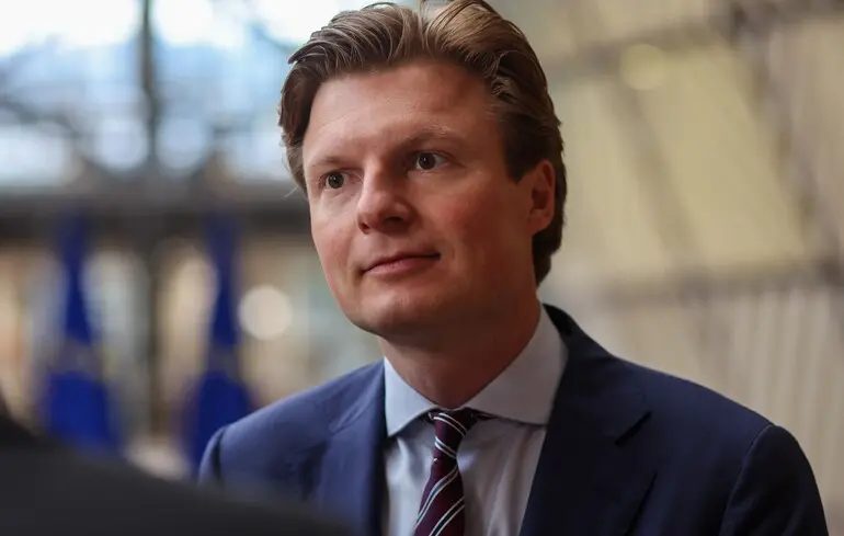 Міністр оборони Нідерландів відзначив важливість дронів у озброєнні України і інвестування в них