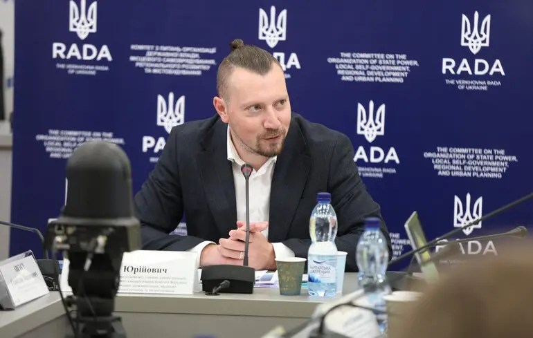 Ни щелочки возможностей для комплексной реформы местных государственных администраций, которую предлагал законопроект 4298, уже не существует — Безгин