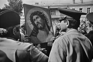 У Києві відкрили фотовиставку Олександра Глядєлова «І побачив я»