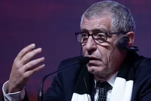 В Азербайджані перед матчем з Україною жорстко розкритикували відомого головного тренера збірної