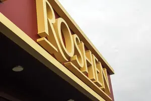 Пожежу в Києві на фабриці Roshen ліквідували: деталі