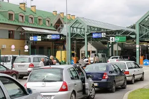 Польські фермери страйкують на кордоні з Україною через зерно з Чорнобиля