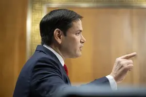 Удар США по венесуельському катеру свідчить про зростання впливу Рубіо — Bloomberg