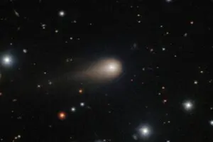 Міжзоряний об'єкт відрощує хвіст: учені показали фото