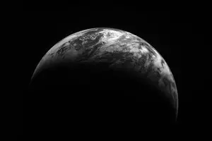 Допомогла Тея: на ранній Землі були відсутні матеріали, необхідні для життя