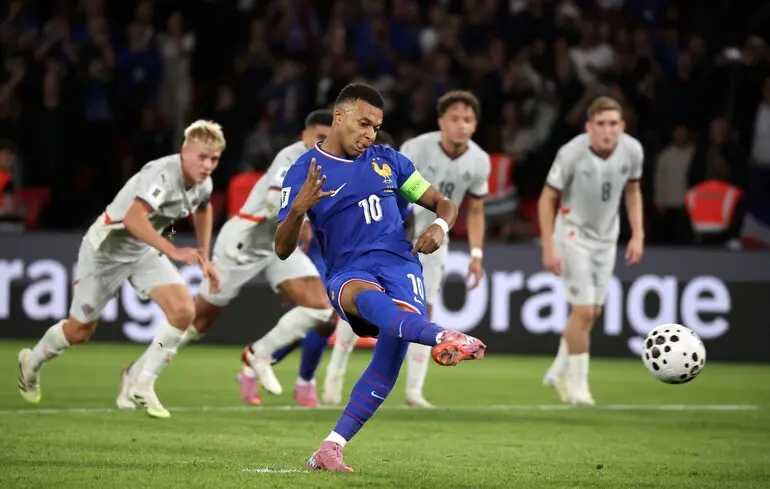 Франція насилу обіграла Ісландію в групі України у відборі на ЧС-2026