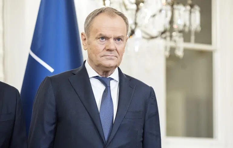 Дроны РФ в Польше: Туск проинформировал генсека НАТО и созвал экстренное заседание правительства