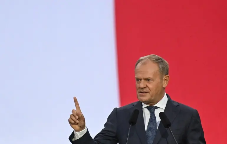 Туск публично признал, что воздушное пространство Польши пересекли российские дроны, еще и 