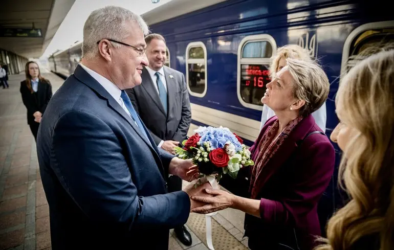 Андрей Сибига и министр иностранных дел Великобритании Иветт Купер