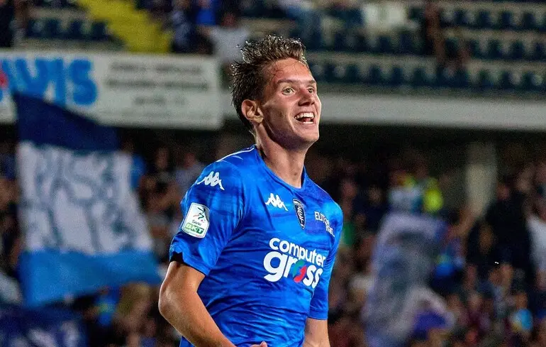 Богдан Попов