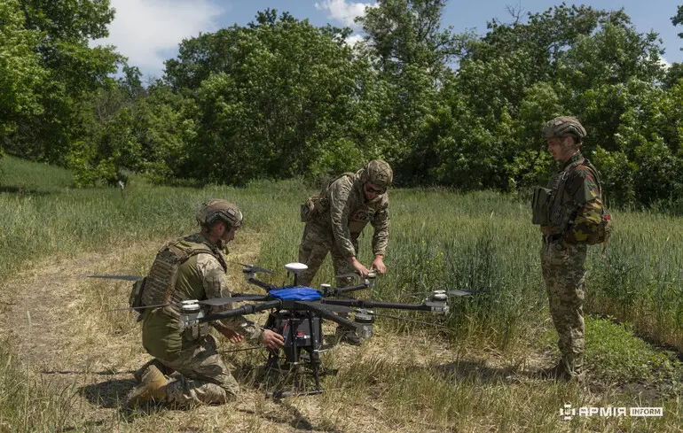 «Як у міфі про Геракла і Лернейську гідру»: поблизу Лиману російські штурми не припиняються