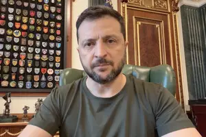 Зеленский: Россия готовит две наступательные операции на осень