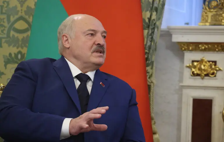 Накануне Дня единства Лукашенко помиловал 25 заключенных