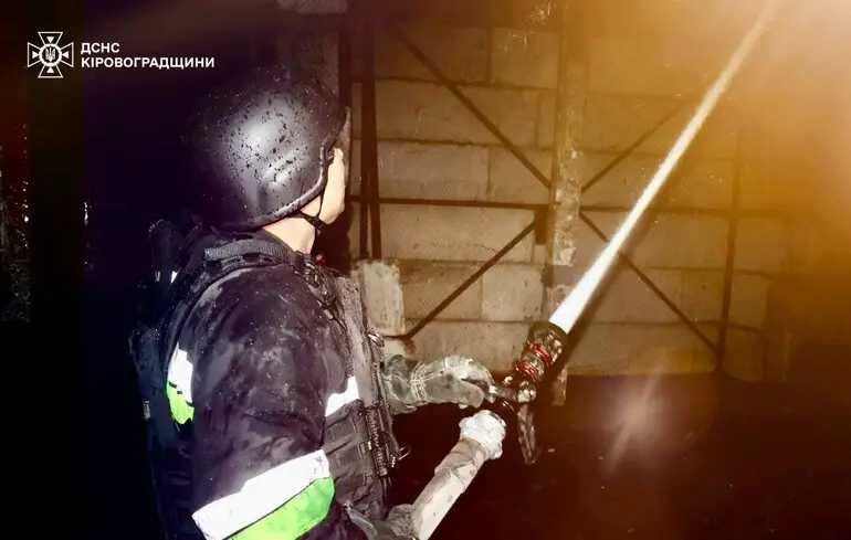 Массированная атака РФ по Кировоградской области: Кропивницкий и десятки сел частично без света, перебои в движении поездов