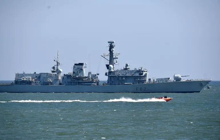 Британський есмінець HMS Somerset