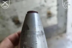 На позициях оккупантов украинские военные нашли детонаторы со свастикой