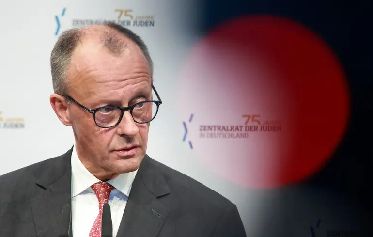 Мерц попередив, що Німеччина стоїть перед небезпечним переломним моментом