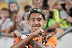 Украинская Премьер-лига: результаты всех матчей шестого тура, видео голов, таблица