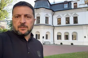 Зеленский подписал указы о применении трех пакетов санкций