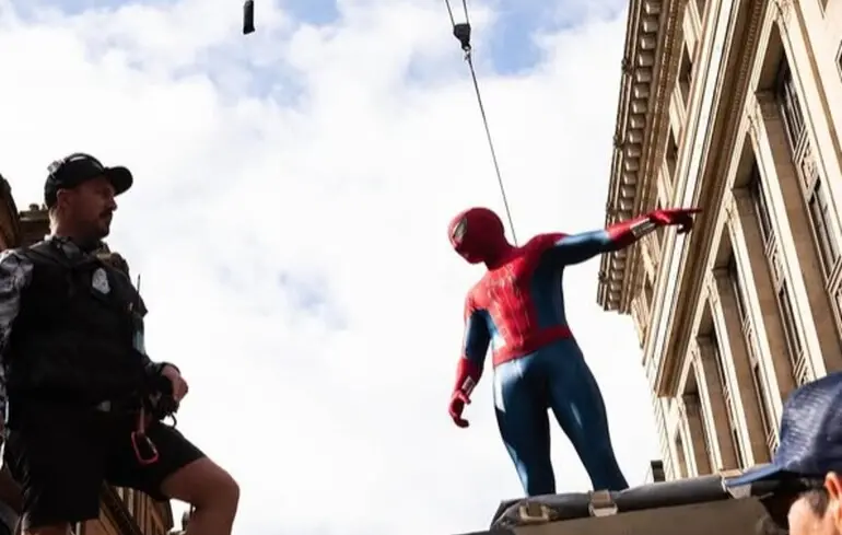 Кадр с первого дня съемок фильма "Человек-паук: Новый день".