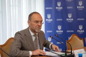 ТСК на чолі з Власенком тисне на ВАКС, запитуючи інформацію, що не належить до її компетенції — документ