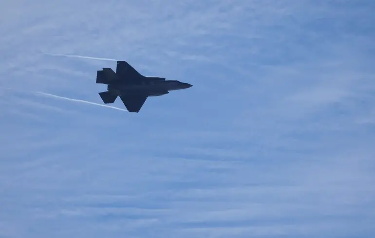 Эстония готова разместить британские самолеты, которые могут нести ядерные ракеты - The Telegraph