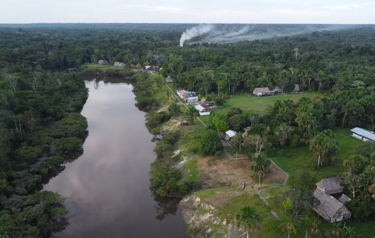 Дослідники з'ясували, що вирубка лісів Амазонії спричинить екстремальні дощі, спеки та вітри, замість повного висихання