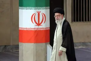 Верховный лидер Ирана отверг прямые переговоры с США по ядерной программе