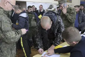 В России планируют сделать призыв в армию круглогодичным