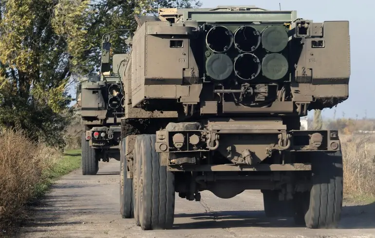 Українські військові з HIMARS вдарили по артилерії та скупченню росіян 