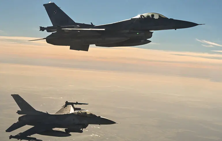 Якщо НАТО зіб'є літак РФ, буде війна — російський посол 