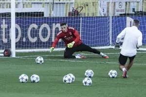 Украинец стал самым дорогим вратарем вне топовых чемпионатов