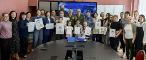 В Херсонской области детей заставили рисовать портреты российского военного