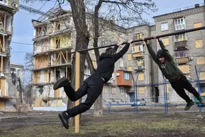 Поколение частично пригодных: как турник сделать популярнее TikTok