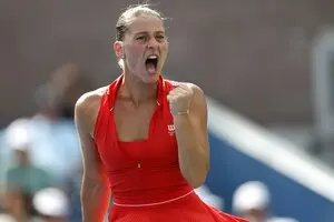 Українська тенісистка Костюк стартувала з розгромної перемоги на великому турнірі в Китаї