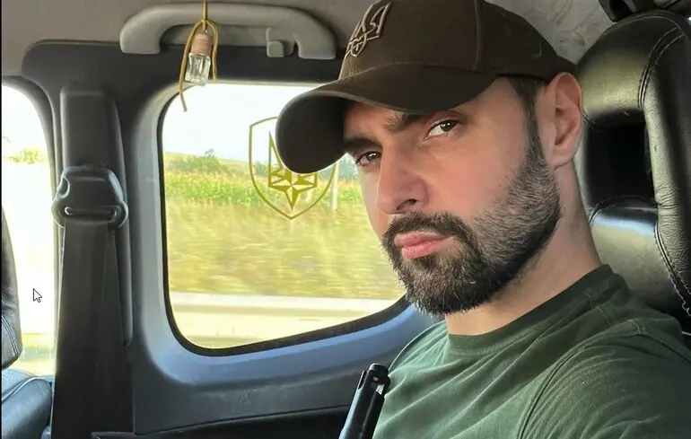 Співак Віталій Козловський більше не в лавах української армії — що пояснили в ЗСУ