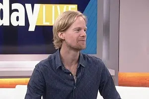 Хлопець з мему зібрав чверть мільйона доларів на благодійність