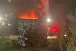 После ракетного удара в России загорелось предприятие, произволящее военную продукцию