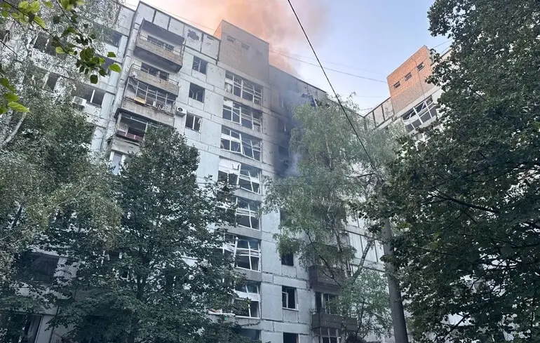 Удар РФ по Дніпру: в лікарні помер чоловік 