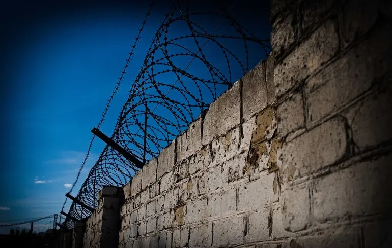 В Китае приговорили к смертной казни преступный синдикат, который обманул людей по всему миру на $1,4 млрд