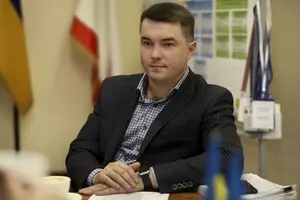 Генпрокурор Кравченко вирішив кардинально скоротити штат Прокуратури Криму та звільнив її керівника Поночовного